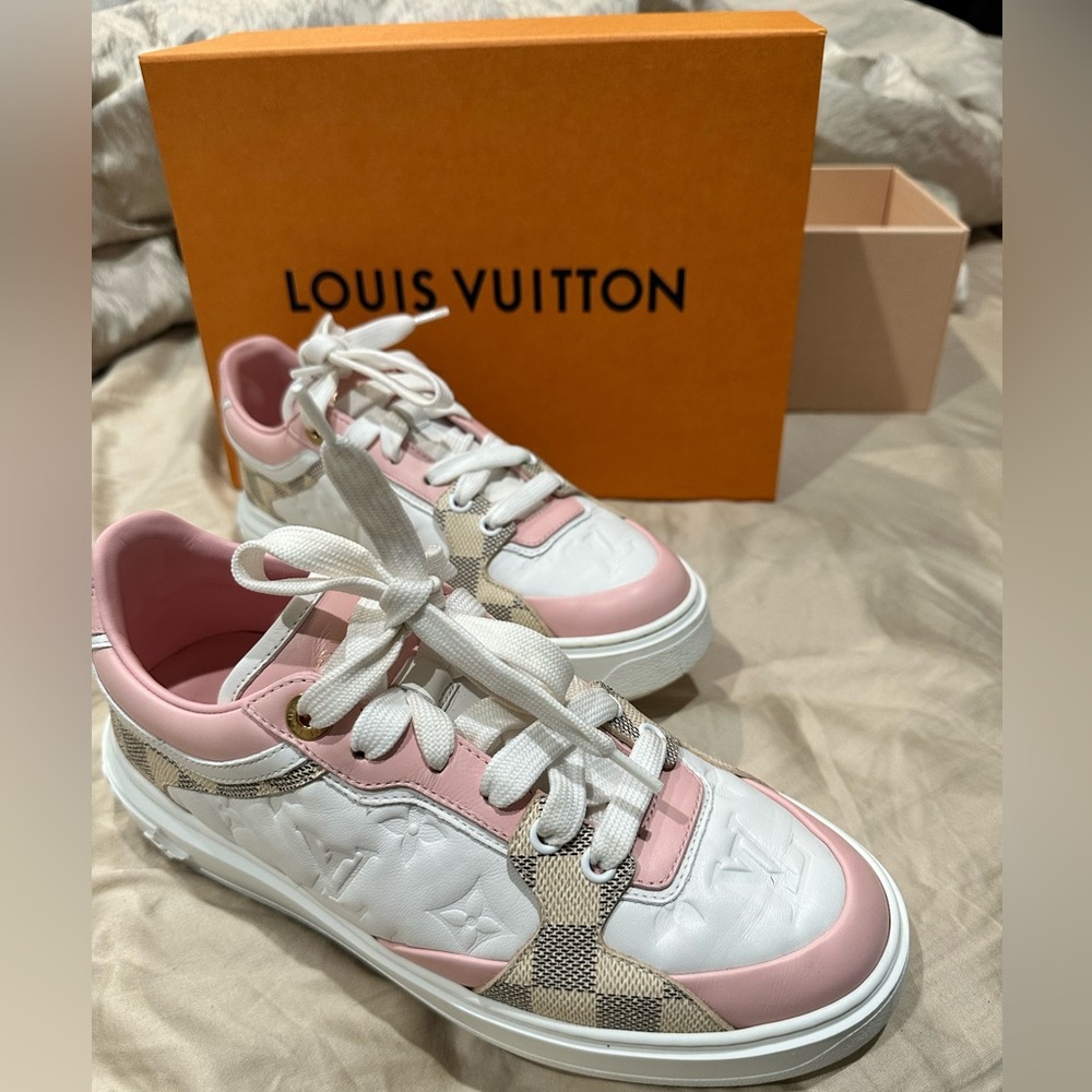 Louis Vuitton Time Out sneaker